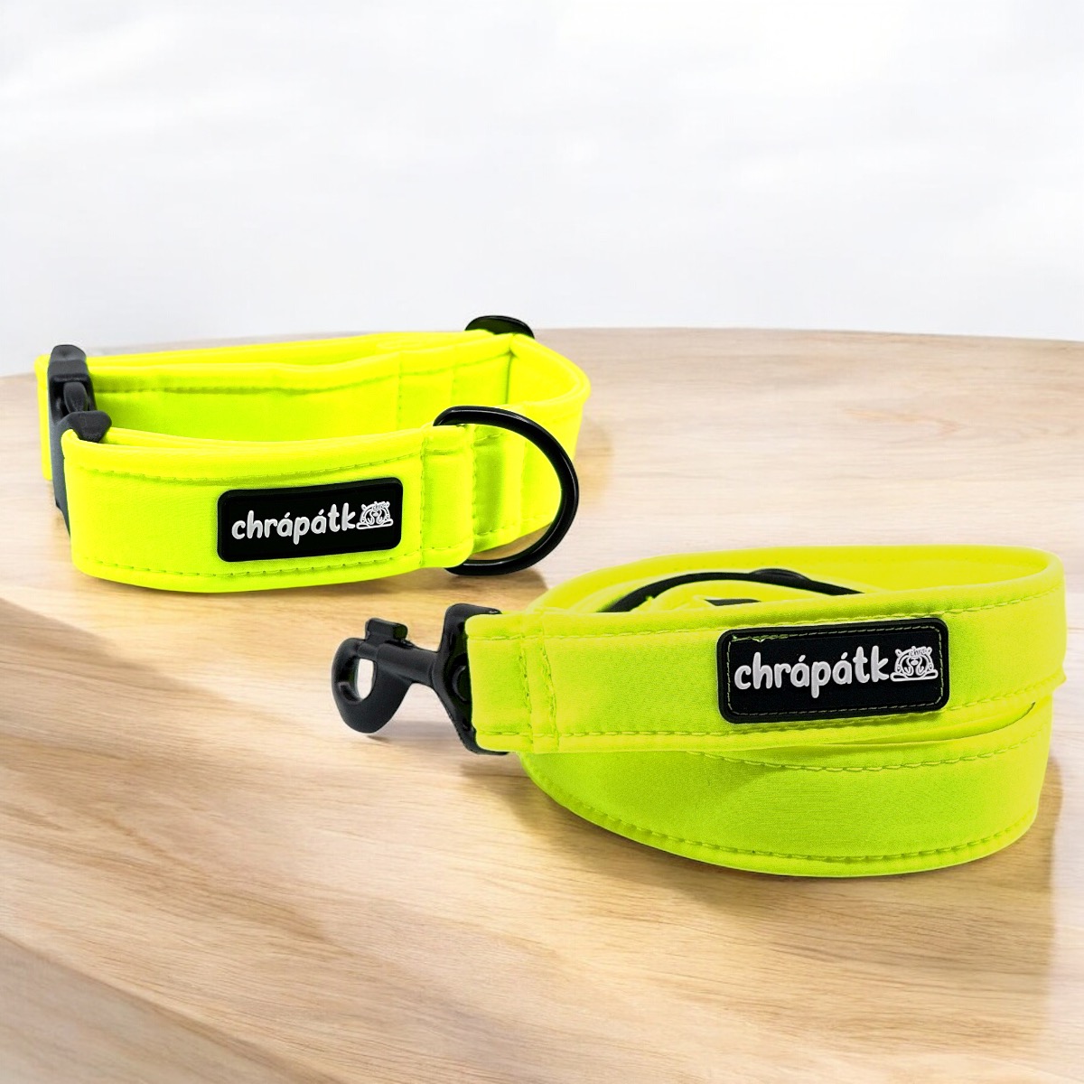 1387_set-obojek-a-prepinaci-voditko-neon-yellow